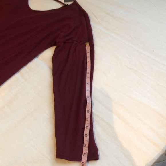 Soft And Flowy Burgundy V Neck Top With Criss Cross Knot Back NWT - Picture 11 of 13